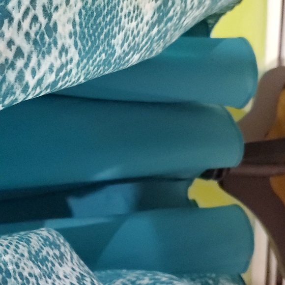 Tahari Dress - Picture 3 of 6